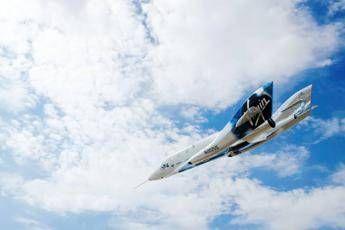 Virgin Galactic sfonda il muro del suono Virgin Galactic sfonda il muro del suono